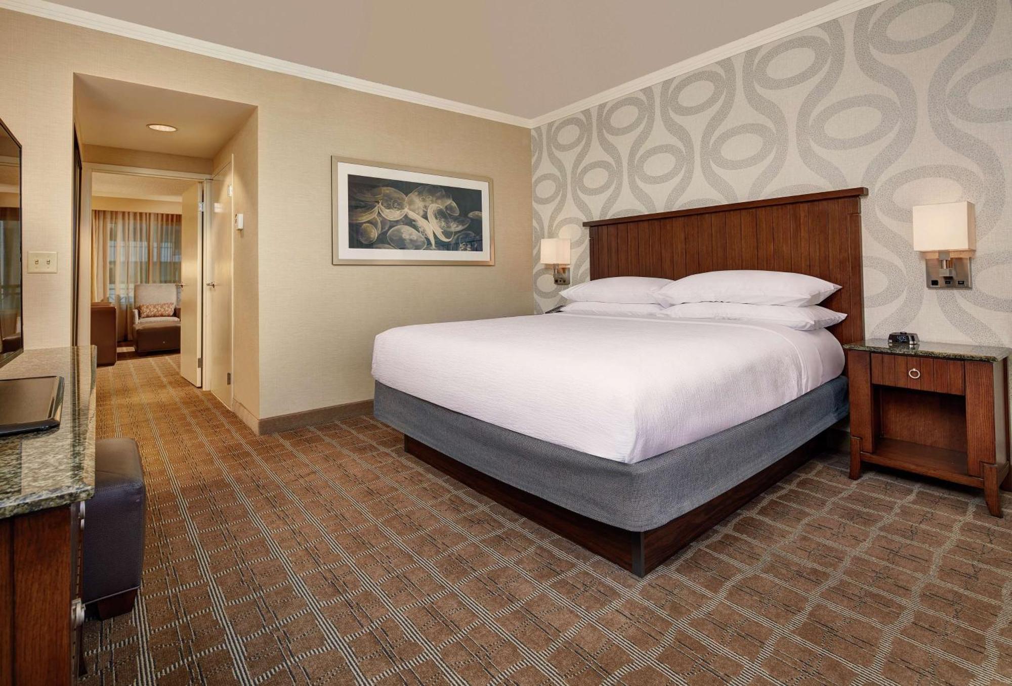 Embassy By Hilton La Jolla 4* San Diego
